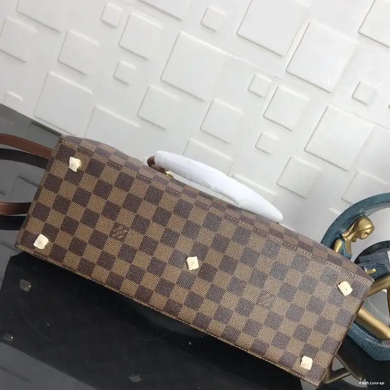 Fashionrepsfam ru 1906BL0066 LV Bags 0815